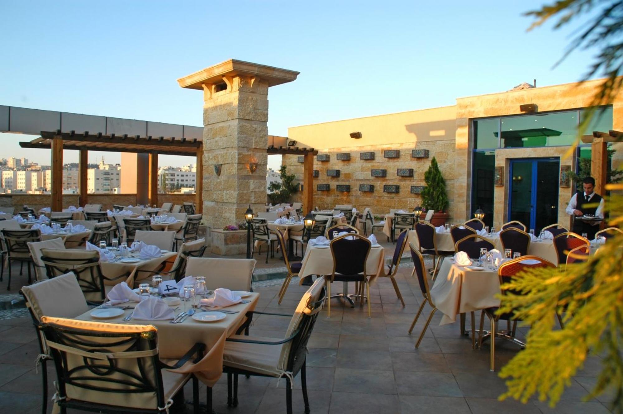 Sadeen Amman Hotel Екстериор снимка